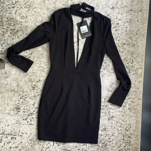 MISGUIDED Black Deep V Dress